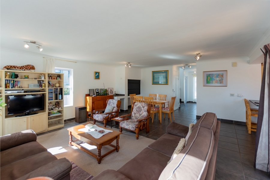 4 Bedroom Property for Sale in Waterfront Western Cape